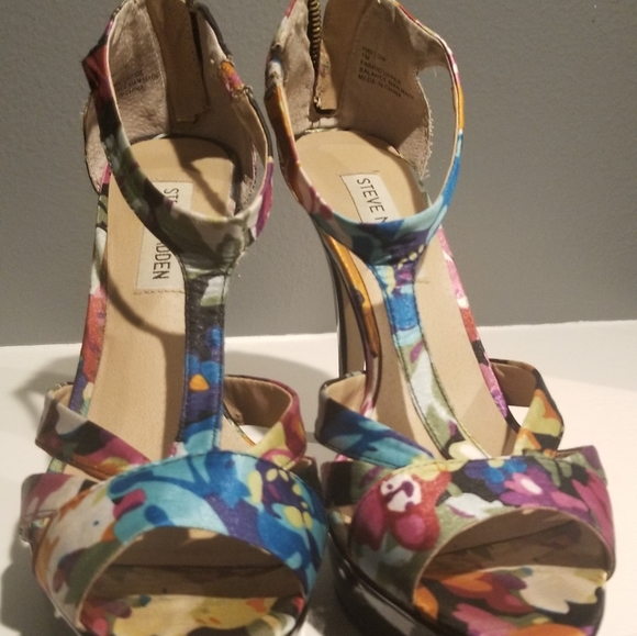 Steve Madden heels